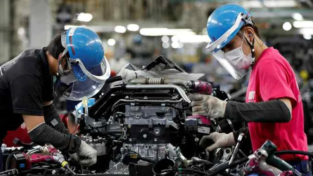 Bangladesh Innovates: Hybrid Helmets Boost Motorcycle Safety